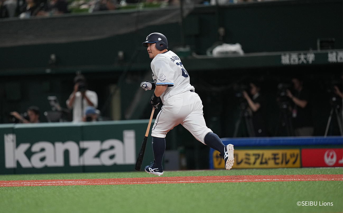 ベルーナドーム 看板広告